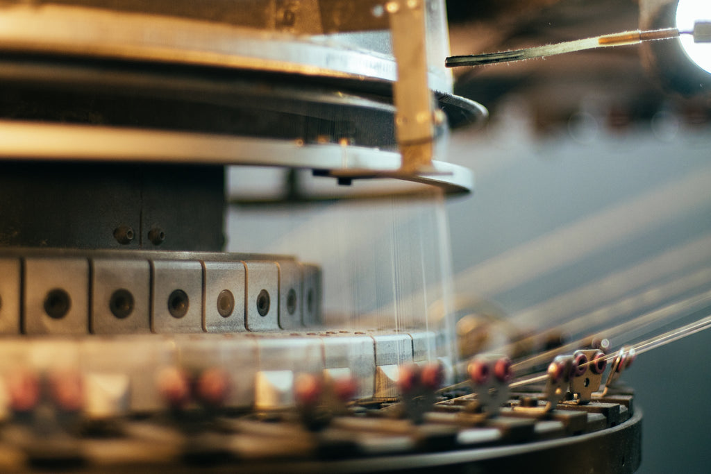 編むけど、織物のように美しく──「バランサーキュラー」の正体とは?