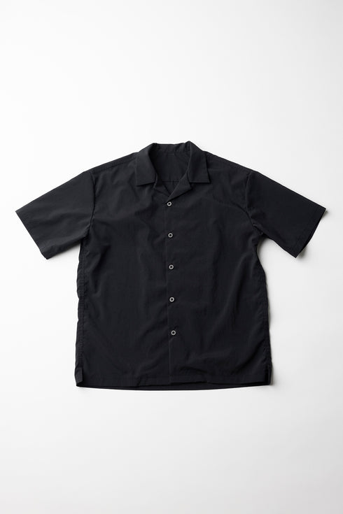 ライトウェイトサマーシャツ