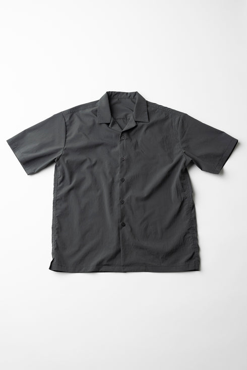 ライトウェイトサマーシャツ