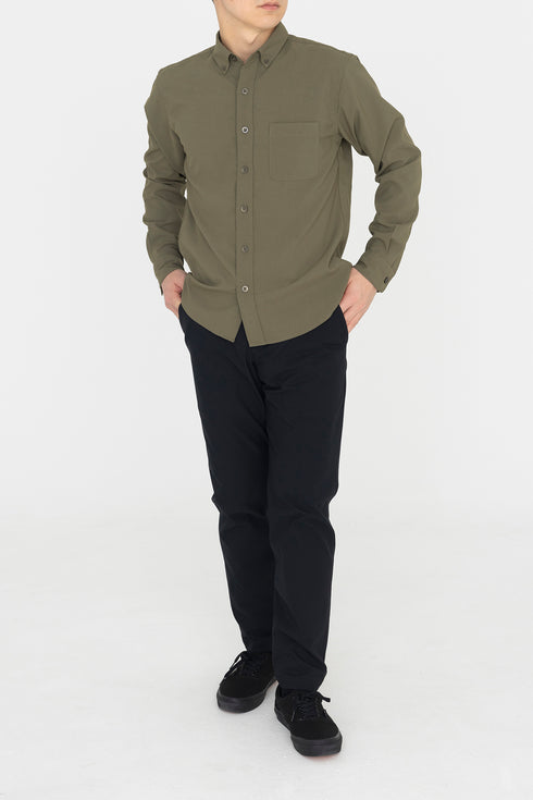 ボタンダウンシャツ