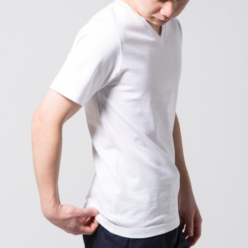 【フリマ商品】VネックTシャツ【返品不可】