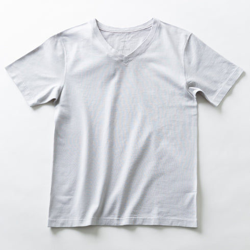 【フリマ商品】VネックTシャツ【返品不可】