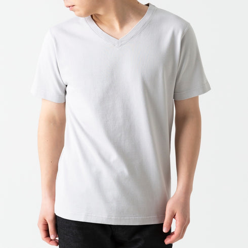 【フリマ商品】VネックTシャツ【返品不可】