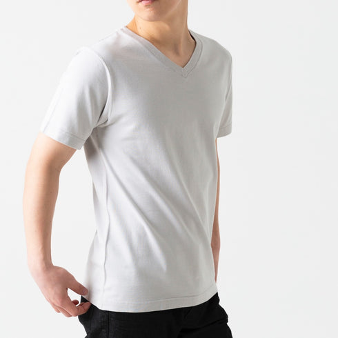 【フリマ商品】VネックTシャツ【返品不可】