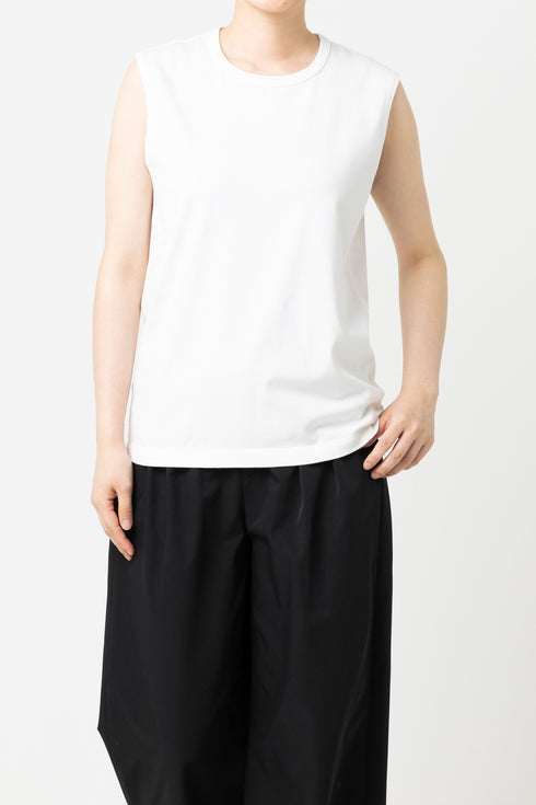 ノースリーブTシャツ