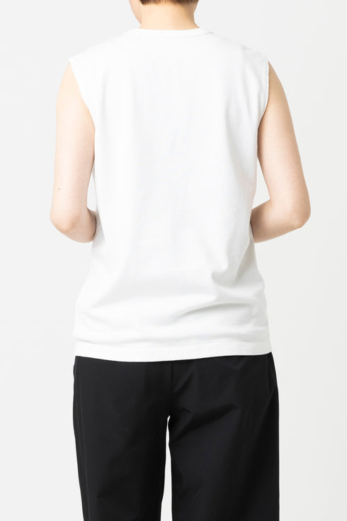 ノースリーブTシャツ